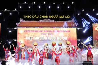 Tiết mục biểu diễn tại chương trình.