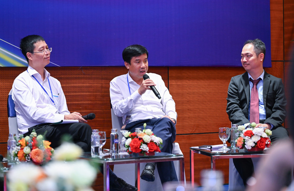 Ông Nguyễn Trường Sơn, Tổng Biên tập báo Thế giới và Việt Nam nêu ý kiến tại phiên thảo luận. (Ảnh: Thành Đạt) phien-9.jpg