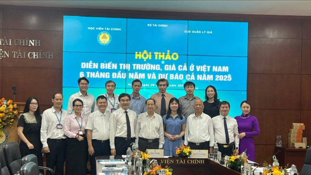 Hội thảo "Diễn biến thị trường, giá cả ở Việt Nam 6 tháng đầu năm và dự báo cả năm 2025”.
