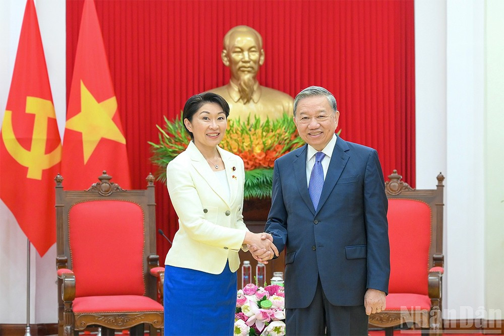 Tổng Bí thư Tô Lâm tiếp bà Obuchi Yuko, Hạ nghị sĩ Quốc hội Nhật Bản, Chủ tịch Liên minh Nghị sĩ hữu nghị Nhật-Việt. (Ảnh: ĐĂNG KHOA) 2.jpg