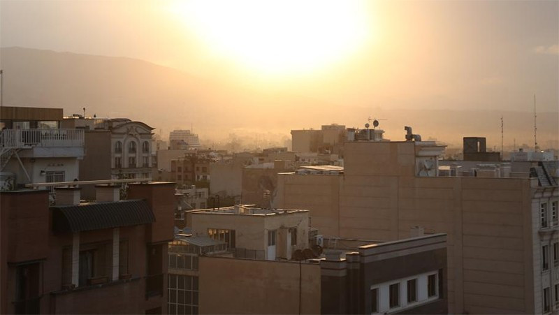 Hình ảnh được chụp tại Tehran, Iran, sau đợt không kích của Israel, sáng 13/6/2025. (Ảnh: Tân Hoa Xã)