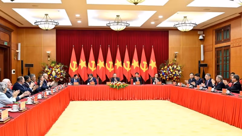 Quang cảnh cuộc tiếp tại Trụ sở Trung ương Đảng. (Ảnh: ĐĂNG KHOA)