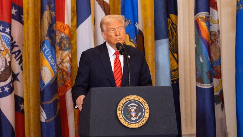 Tổng thống Mỹ Donald Trump phát biểu tại Nhà trắng, Washington D.C. (Ảnh: THX/TTXVN)