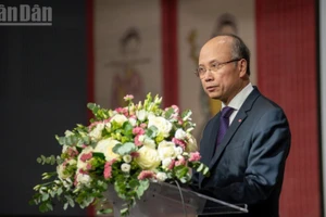 Đại sứ Đinh Toàn Thắng bày tỏ vinh dự được chứng kiến sức sống đặc biệt của mối quan hệ giữa hai nước trong thời gian công tác tại Pháp. 