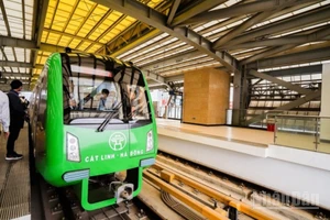 Đường sắt đô thị tuyến Cát Linh-Hà Đông.