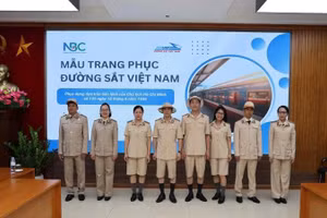 Trang phục nhân viên Hỏa xa theo Sắc lệnh 109 năm 1946 phục dựng được Tổng Công ty Đường sắt Việt Nam phục dựng lại.