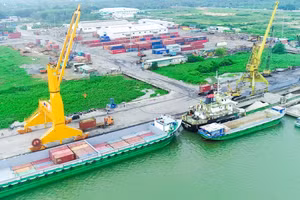 Một góc cảng Cái Cui-Cần Thơ.