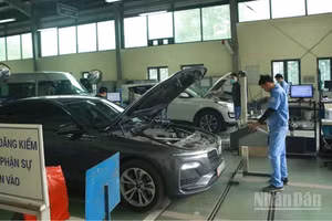 Hình ảnh tại 1 trung tâm đăng kiểm xe cơ giới.