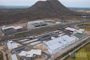 Trạm dừng nghỉ Km205+092 thuộc Dự án thành phần cao tốc Vĩnh Hảo-Phan Thiết chính thức vào khai thác. 