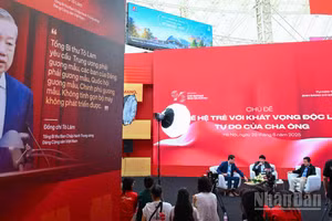 Tọa đàm “Thế hệ trẻ với khát vọng độc lập, tự do của cha ông” diễn ra trong chương trình hoạt động của Triển lãm "95 năm Cờ Đảng soi đường".