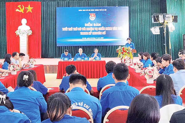 Diễn đàn “Tuổi trẻ Thủ đô với nhiệm vụ chấn hưng văn hóa trong kỷ nguyên số” do Thành đoàn Hà Nội tổ chức.