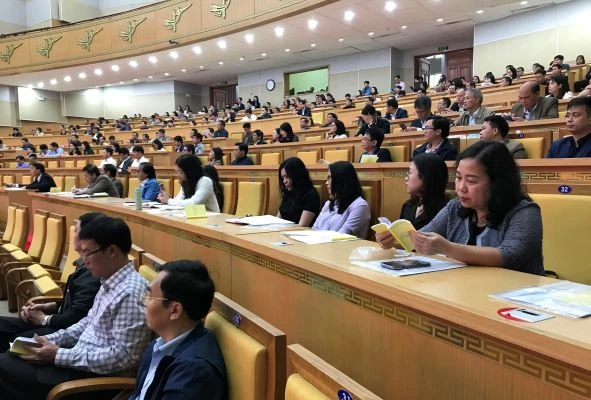 Học tập, quán triệt các nghị quyết, kết luận của Bộ Chính trị; Chuyên đề Học tập và làm theo tư tưởng, đạo đức, phong cách Hồ Chí Minh.