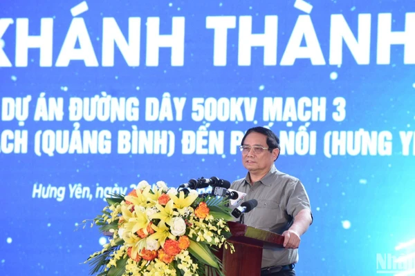 Thủ tướng Phạm Minh Chính phát biểu ý kiến tại Lễ khánh thành. (Ảnh: TRẦN HẢI)