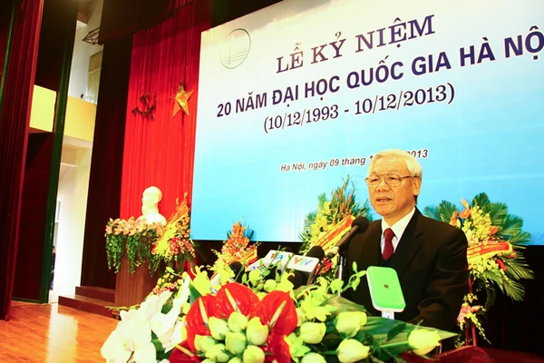 Tổng Bí thư Nguyễn Phú Trọng phát biểu tại buổi lễ kỷ niệm 20 năm thành lập ĐHQGHN (1993-2013), ngày 9/12/2013.