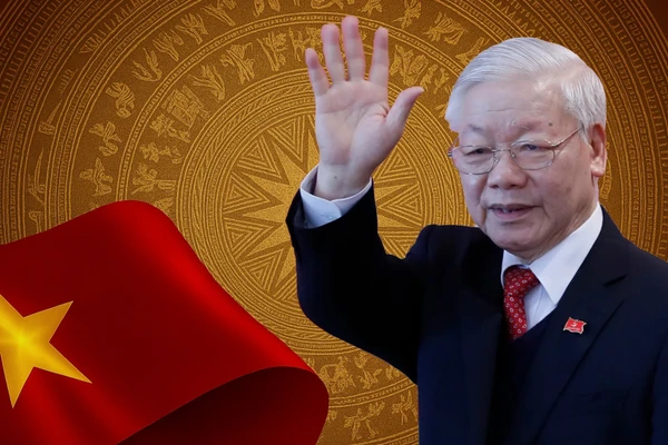 Có một ngôi sao sáng, một ngọn lửa đỏ rực không bao giờ tắt