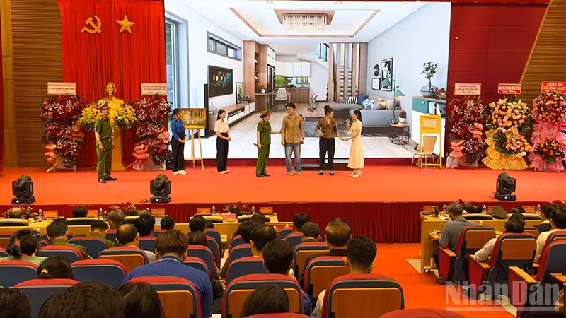 ndo_br_hinh-5-ngay-hoi.jpg