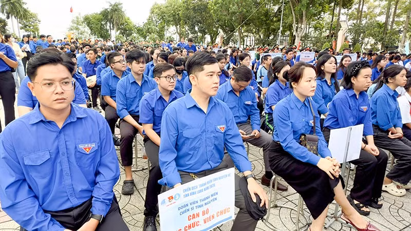 anh-4-tinh-nguyen.jpg