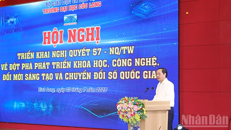 ndo_br_anh-3-pho-trong-btg-tw-phat-bieu.jpg