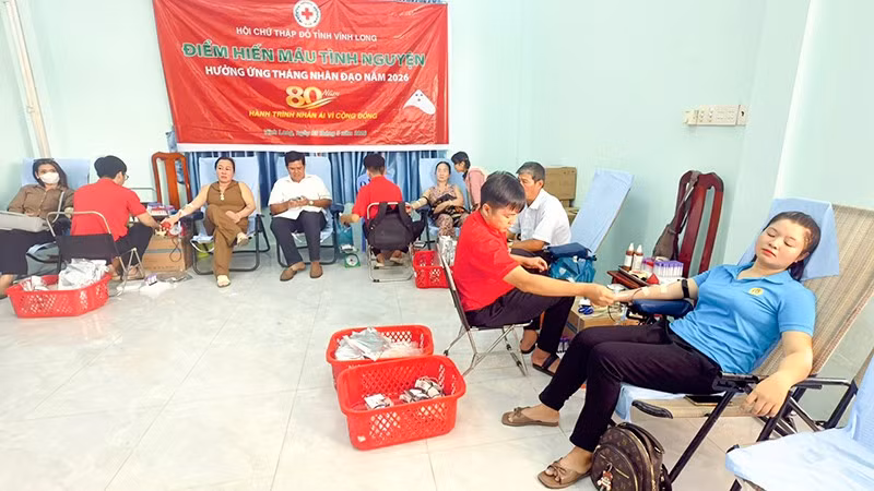anh-4-nhan-dao-4.jpg