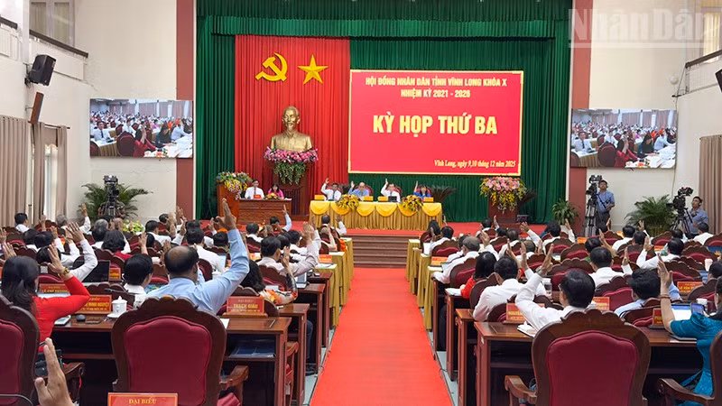 ndo_tr_anh-2-quang-canh-ky-hop.jpg