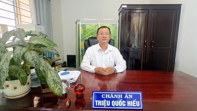 Chánh án Tòa án nhân dân khu vực 4, tỉnh Vĩnh Long Triệu Quốc Hiếu. (Ảnh: BÁ DŨNG)