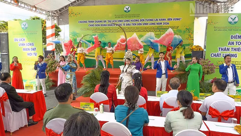ndo_tr_anh-6-chuong-trinh-van-nghe.jpg