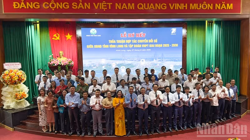 ndo_br_anh-2-chup-hinh-luu-niem.jpg