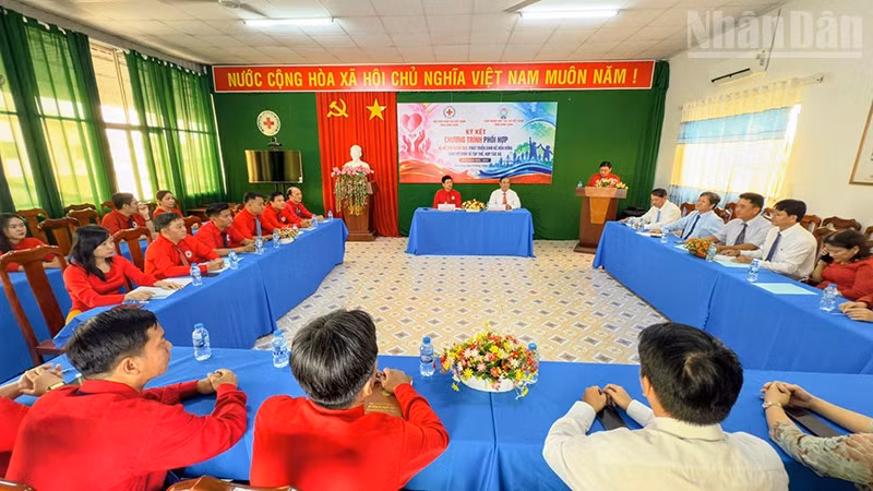 ndo_tr_anh-3-nhan-dao.jpg