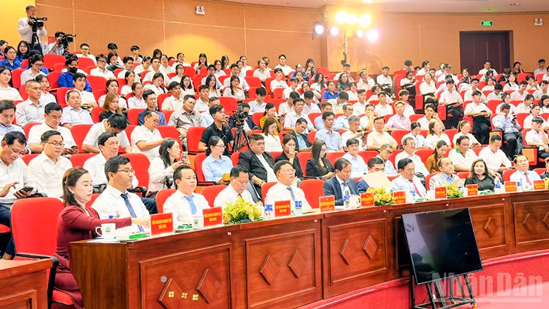 ndo_br_anh-3-doi-thoai.jpg