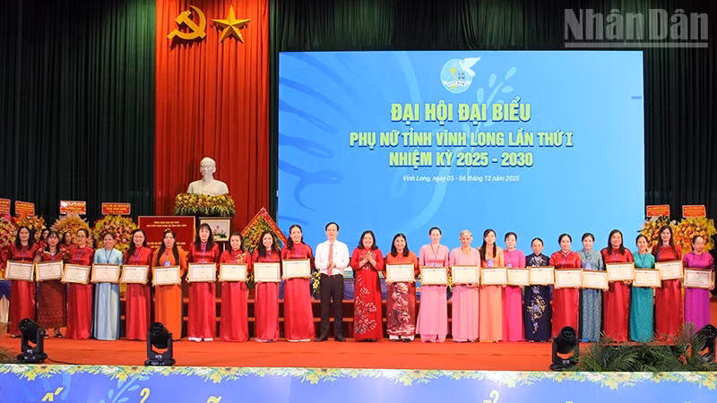 ndo_tr_anh-4-khen-thuong.jpg