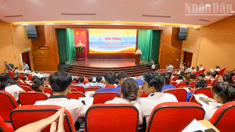 Quang cảnh hội thảo. 