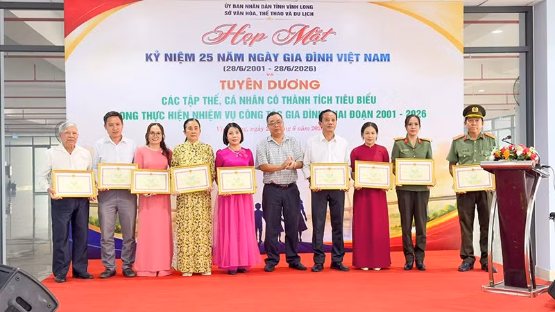 anh-6-gia-dinh.jpg