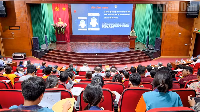 ndo_tr_anh-1-nhan-tao.jpg