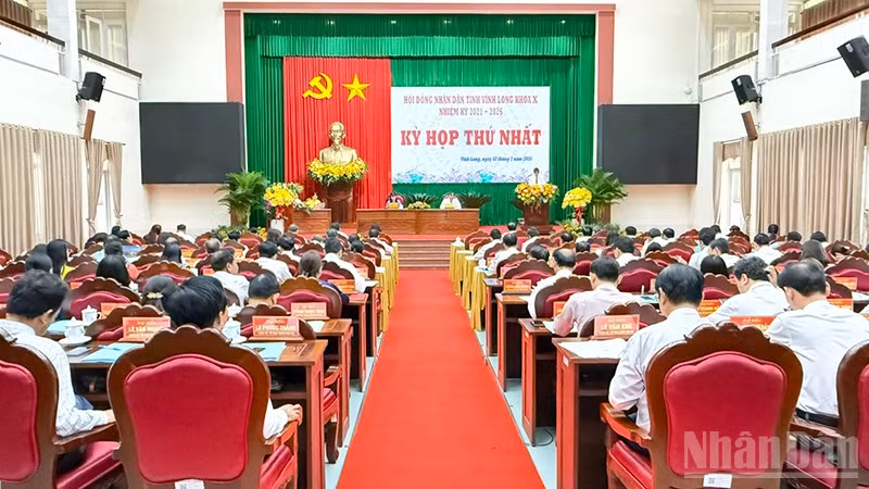 ndo_br_anh-2-quang-canh-ky-hop.jpg