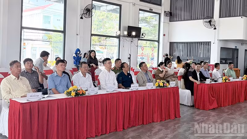 ndo_br_anh-2-khoi-cong.jpg