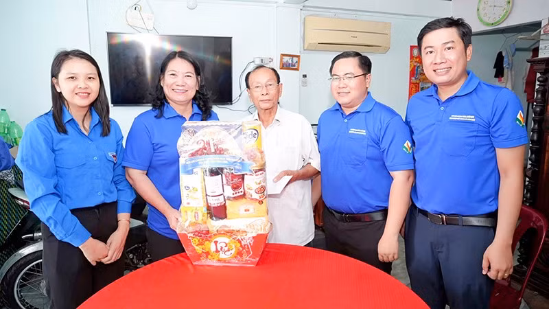 anh-2-tuoi-tre.jpg