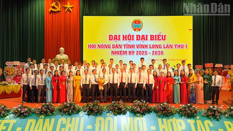 Đại hội ra mắt Ban Chấp hành khóa mới. 