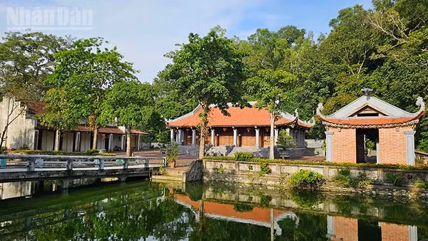 Cụm di tích liên quan thủy tổ dòng họ Thiều dưới chân núi Đào thuộc phường Đông Tiến, tỉnh Thanh Hóa. (Ảnh: Mai Luận)