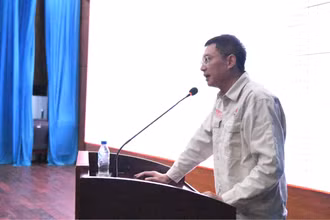 Phó Tổng Giám đốc BSR Mai Tuấn Đạt phát biểu chỉ đạo buổi họp.