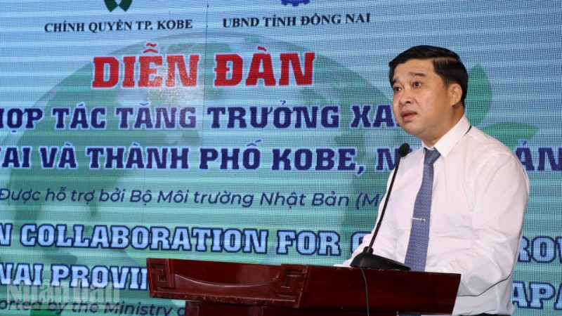 Phó Chủ tịch Ủy ban nhân dân tỉnh Đồng Nai Hồ Văn Hà phát biểu tại diễn đàn.