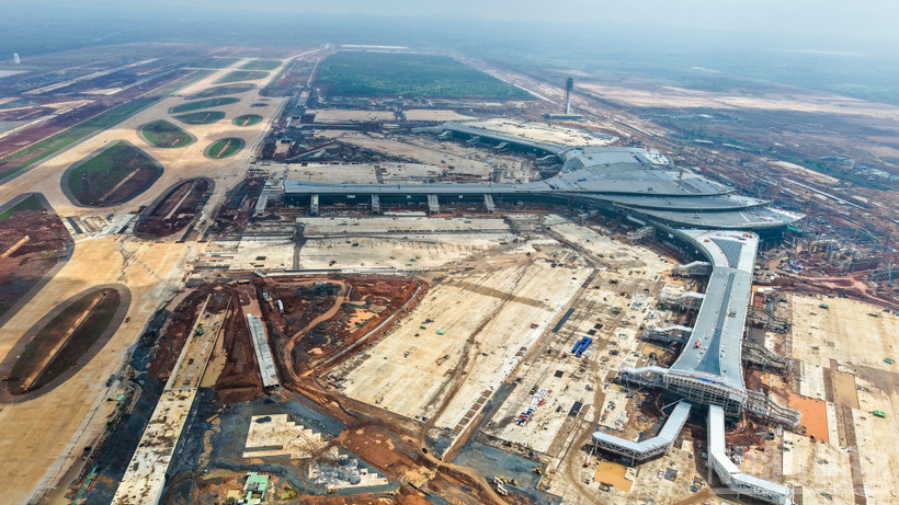 Sân bay Long Thành sẽ đón chuyến bay kỹ thuật đầu tiên vào ngày 19/12 và đưa vào khai thác thương mại nửa đầu năm 2026.