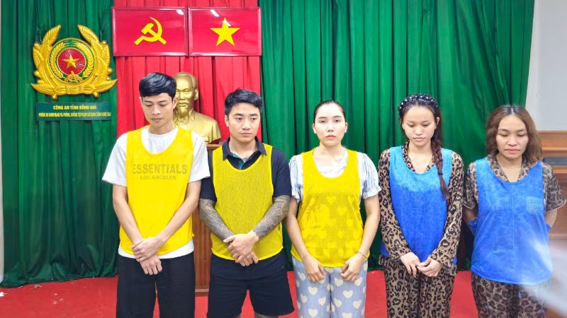 Các đối tượng bị bắt giữ.