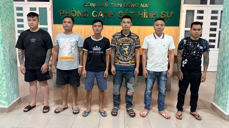 Các đối tượng trong nhóm cho vay nặng lãi bị bắt giữ.