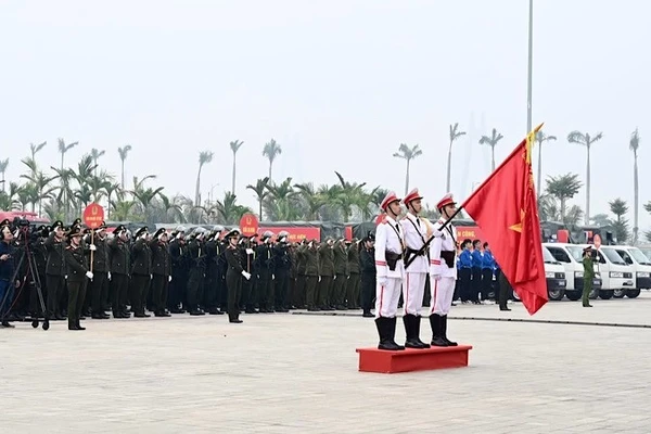 Quang cảnh Lễ ra quân đợt cao điểm tấn công, trấn áp tội phạm của Công an thành phố Hải Phòng.