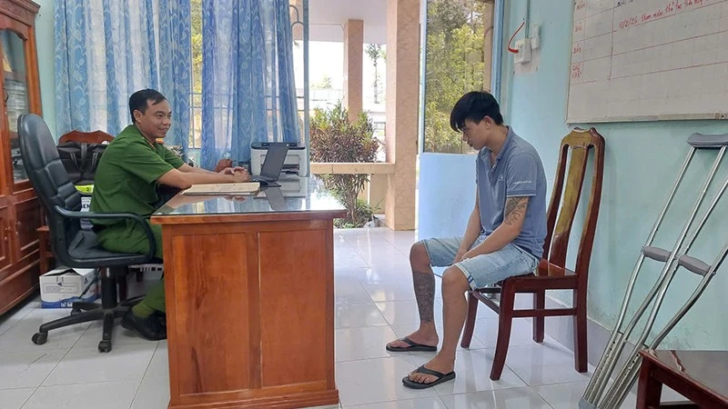 Nguyễn Văn Luân tại cơ quan Công an.