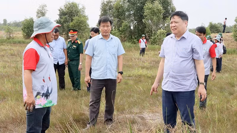 Đoàn công tác lãnh đạo tỉnh Đồng Tháp kiểm tra tại phân khu A1.