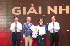 Nữ tác giả Nguyễn Thụy Anh đoạt giải Nhất Cuộc thi viết “Cha và con gái” lần 3 với bài dự thi "Giọng cha".