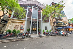 Trung tâm giao lưu văn hóa phố cổ Hà Nội số 50 Đào Duy Từ sẽ chính thức áp dụng thu phí tham quan thông qua hình thức vé điện tử ngày 19/1 tới đây.