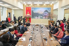 Video âm nhạc “Song From A Secret Garden - Secret Garden in Vietnam” ghi hình phần trình diễn của nhóm nhạc Secret Garden tại những địa danh nổi tiếng của tỉnh Ninh Bình.