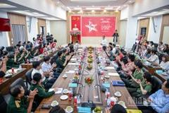 Quang cảnh buổi lễ công bố chương trình nghệ thuật chính luận "Tổ quốc trong tim". (Ảnh: THÀNH ĐẠT)